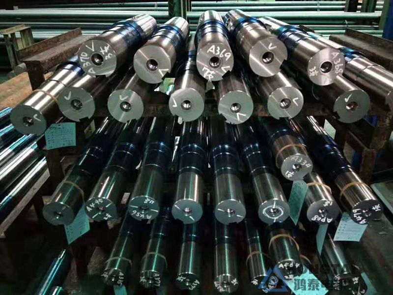 YE3-132S2-2电机轴伸打螺纹孔定制